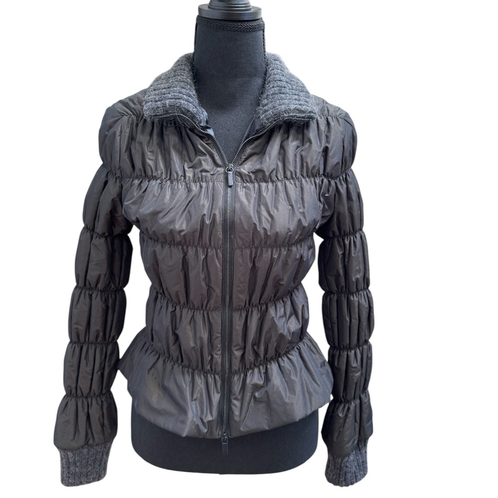 Stylish Black Puffer Jacket for Women